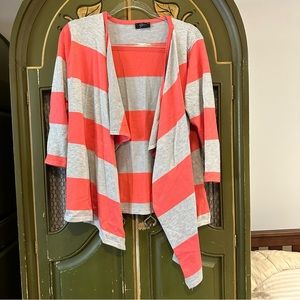 Women’s Eyn striped gray/ coral knit cardigan size large